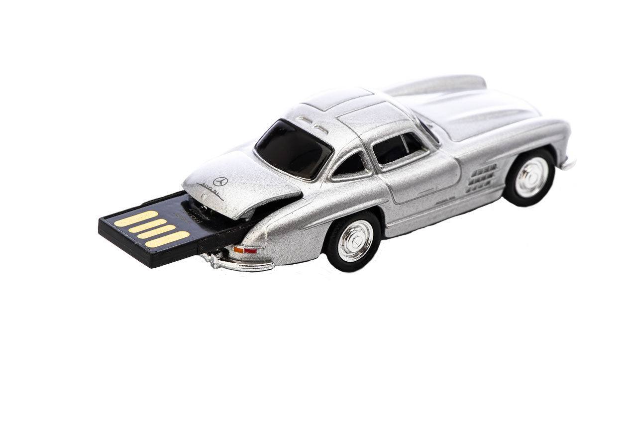 skat Brutal Alvorlig Mercedes-Benz USB-Stick 300 SL 16 GB Cache - B66055728 | Mercedes-Benz  Classic Store