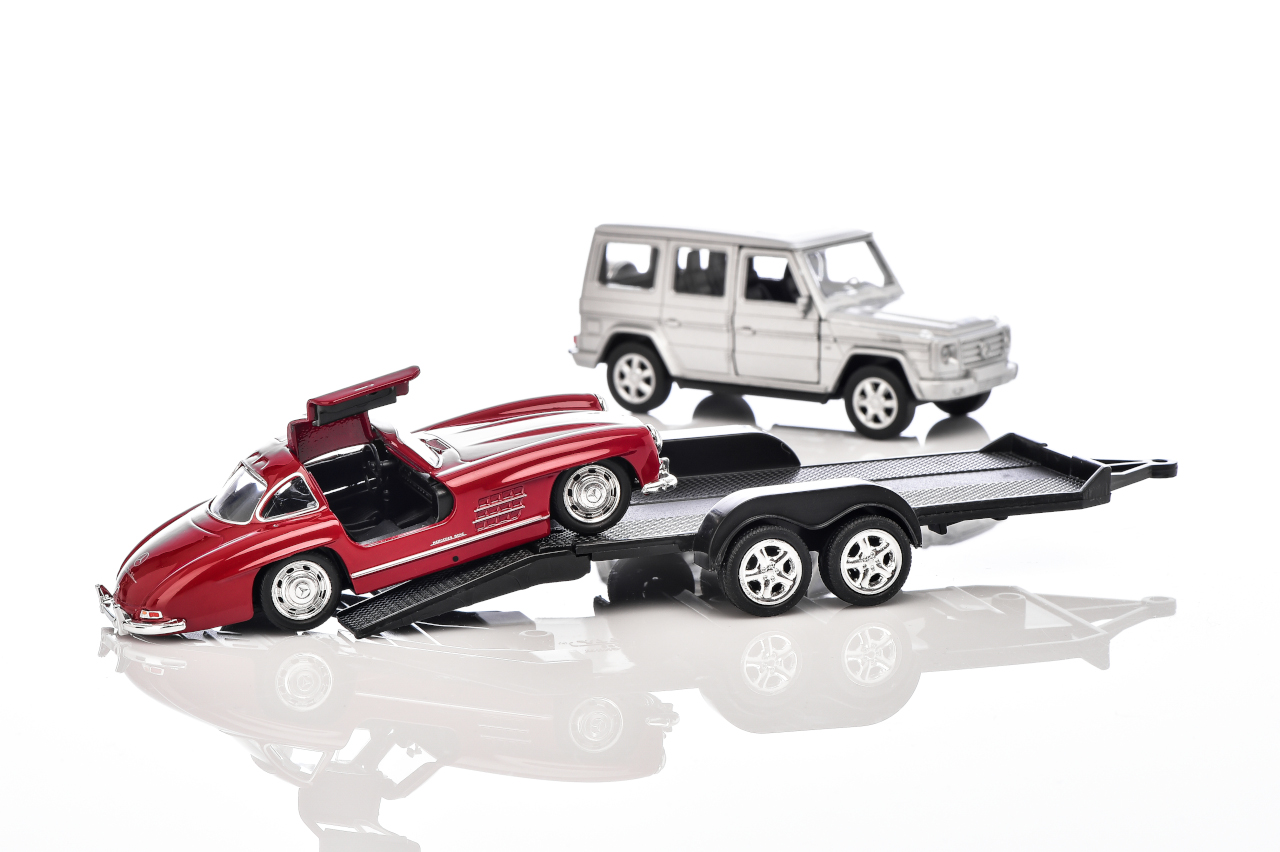 mercedes 1 18 scale model cars