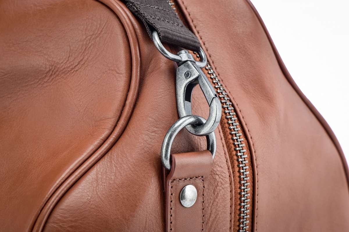 Mercedes benz classic leather bag outlet